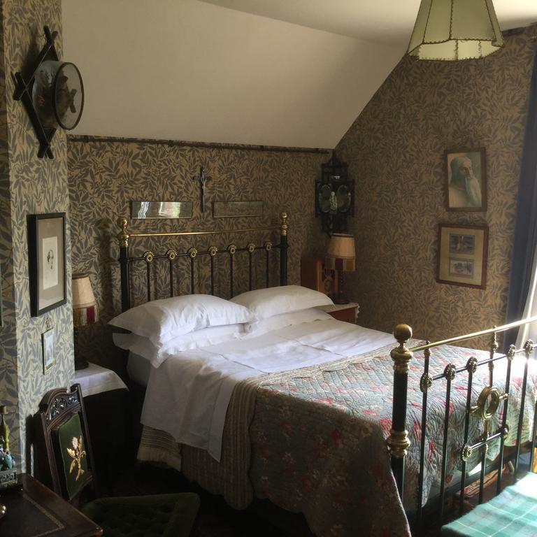 هاستَنغ St Benedict - Victorian Bed And Breakfast الغرفة الصورة
